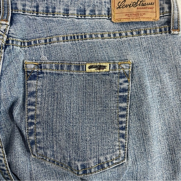 Levi Strauss Signature Low Rise Bootcut Jean 12M - Picture 7 of 7